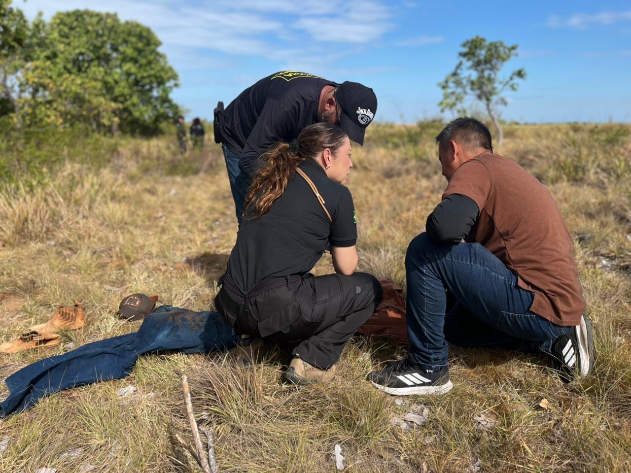 policia-civil-faz-reproducao-simulada-para-esclarecer-morte-de-lider-indigena-em-amajari