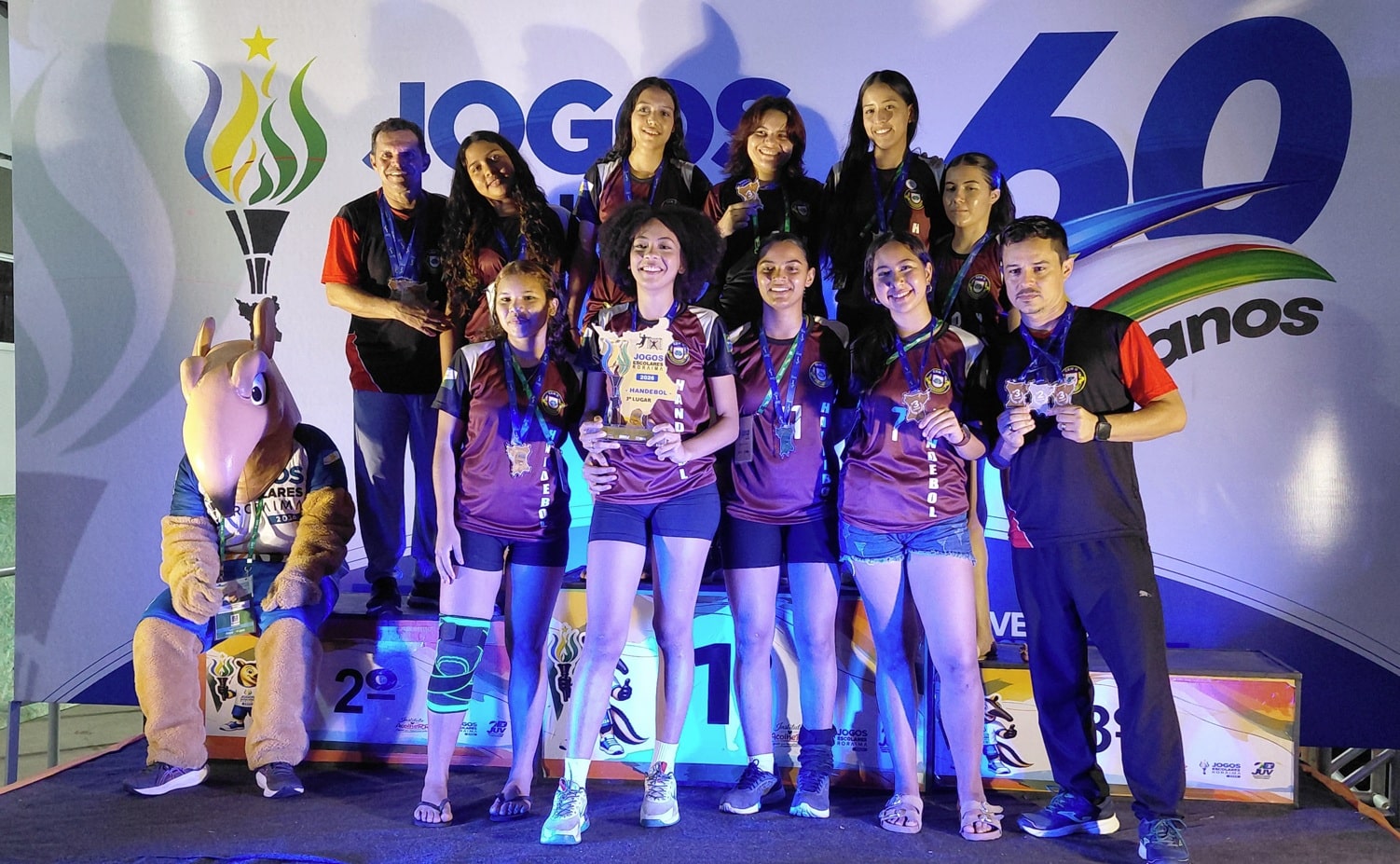 jogos-escolares-tem-estreia-historica-do-futebol-feminino-e-premiam-equipes-campeas
