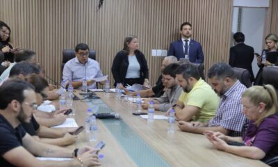 sessao-extraordinaria-deputados-aprovam-materias-que-concedem-comendas-e-instituem-data-comemorativa-em-roraima