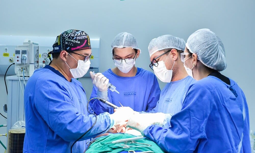 mutirao-de-cirurgias-de-hernia-deve-reduzir-fila-e-fortalecer-equipes-cirurgicas-em-roraima