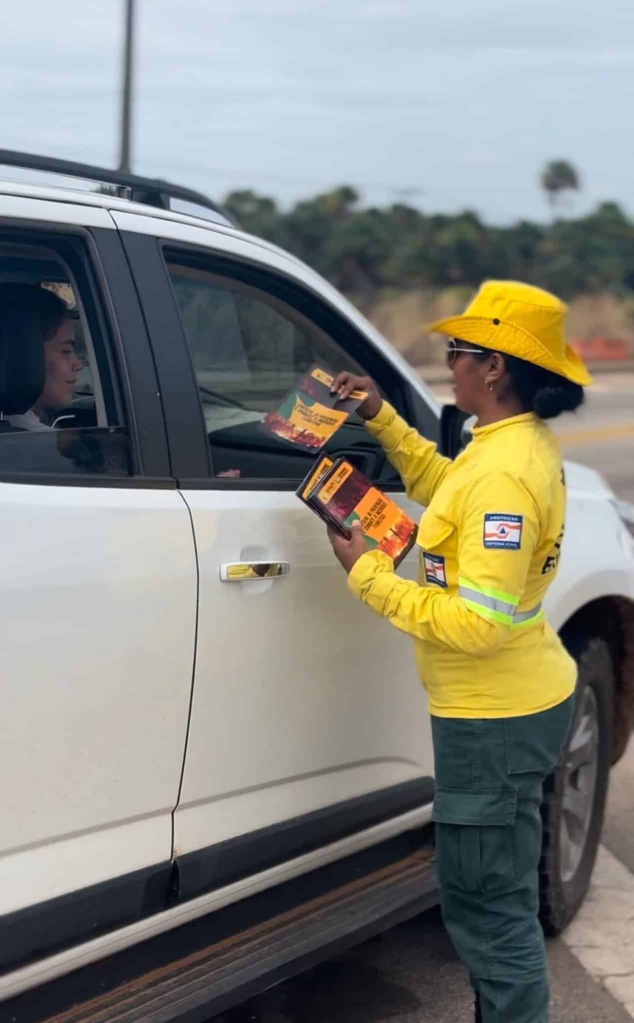 femarh-realiza-blitz-educativa-para-sensibilizar-populacao-sobre-queimadas