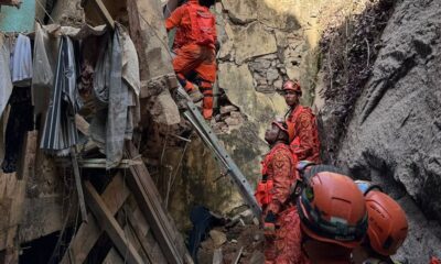 resgatadas-17-pessoas-de-casarao-que-desabou-no-rio