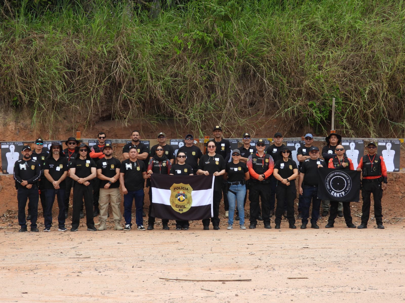 policia-civil-conclui-13a-turma-do-treinamento-anual-de-tiro