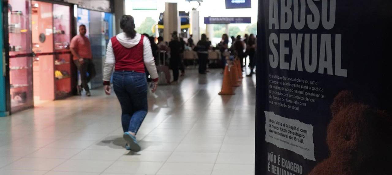 na-rodoviaria-programa-da-alerr-encerra-“21-dias-de-ativismo”-com-acao-de-conscientizacao