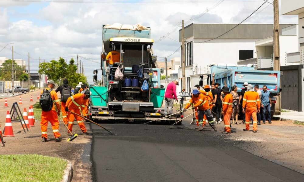 mais-de-1,5-km-da-avenida-luiz-canuto-chaves-passam-por-recapeamento