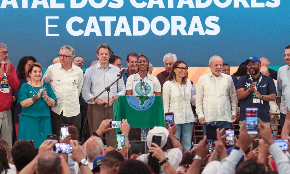 catadores-devem-ser-aplaudidos-como-agentes-ambientais,-diz-boulos