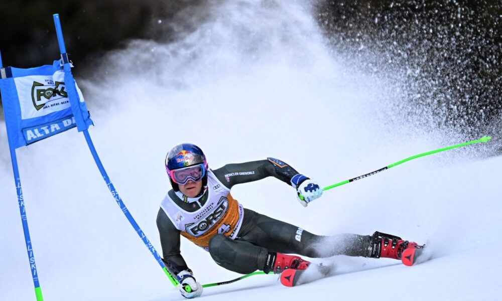 lucas-pinheiro-e-prata-em-etapa-da-copa-do-mundo-de-esqui-alpino