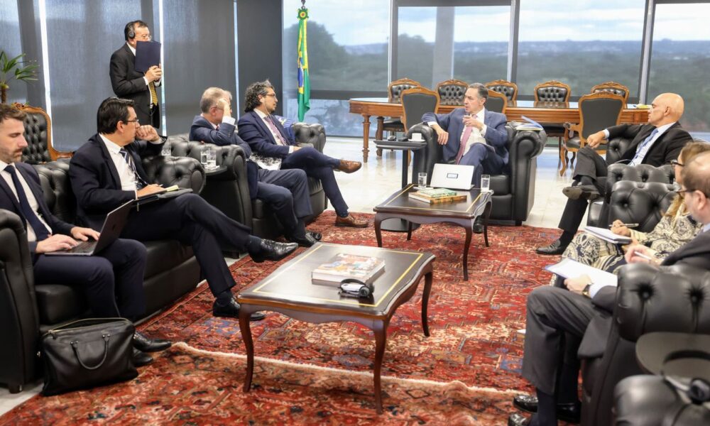 oea-ve-instituicoes-fortes-no-brasil-e-afasta-tese-de-censura