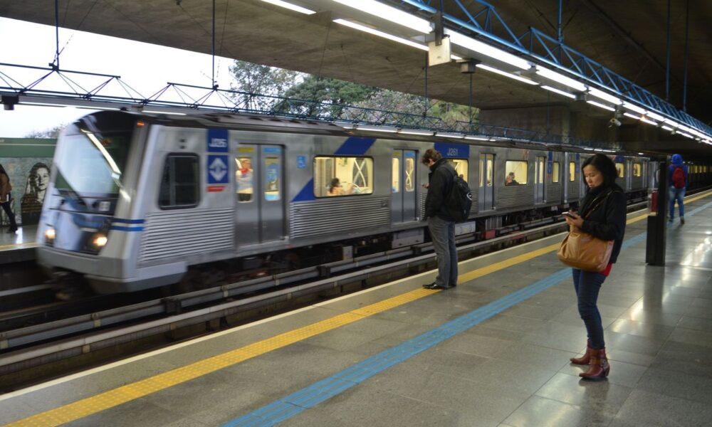 governo-de-sp-anuncia-aumento-nas-passagens-de-metro-e-de-trens
