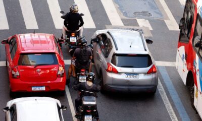 regras-para-ciclomotores-comecam-a-valer-nesta-quinta;-saiba-mais