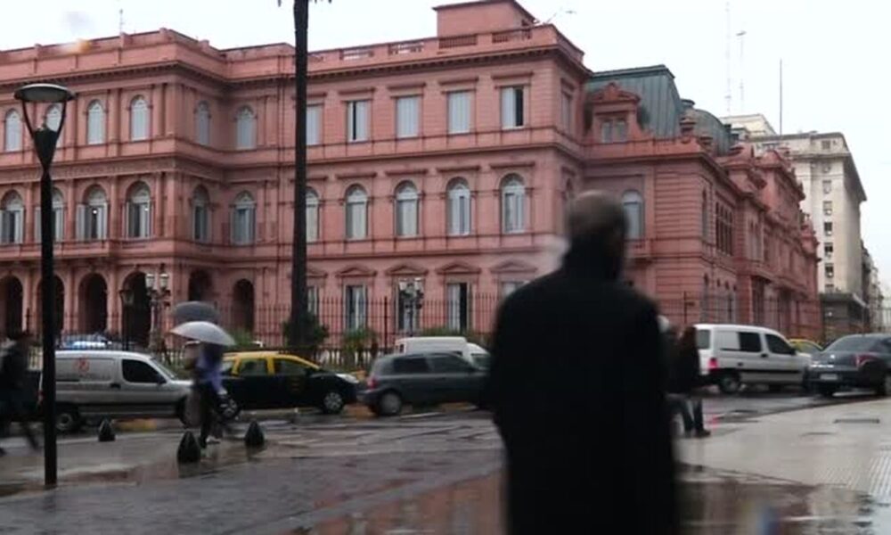 argentina-restringe-imigracao-de-venezuelanos-ligados-a-maduro