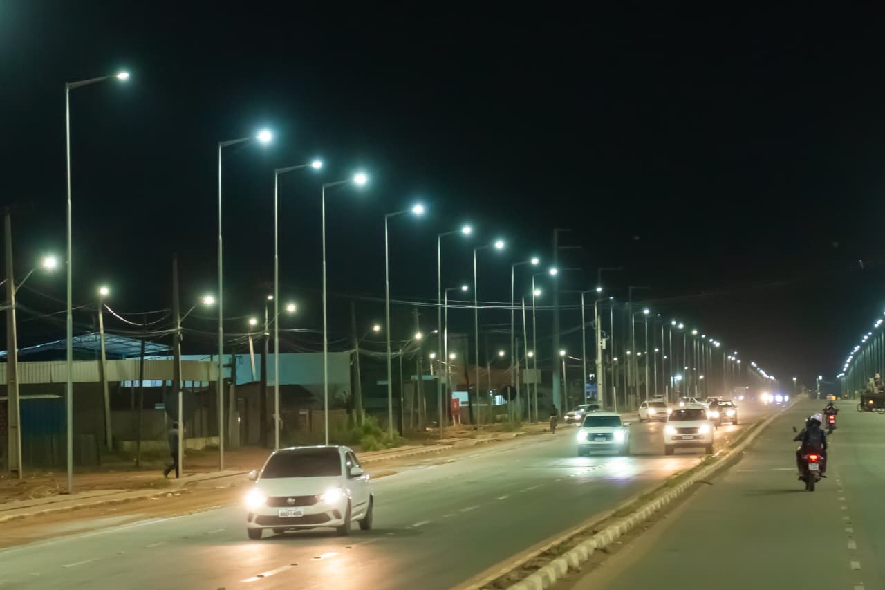 governo-de-roraima-entrega-primeira-etapa-da-iluminacao-publica-em-trecho-urbano-da-rr-205