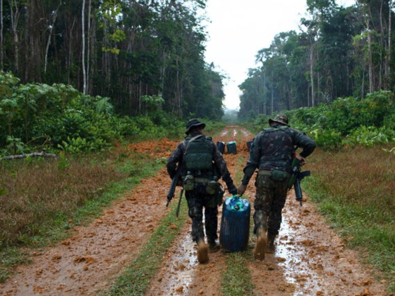 em-dois-anos,-operacoes-contra-o-garimpo-inutilizaram-45-aeronaves-e-mais-de-700-acampamentos-na-ti-yanomami