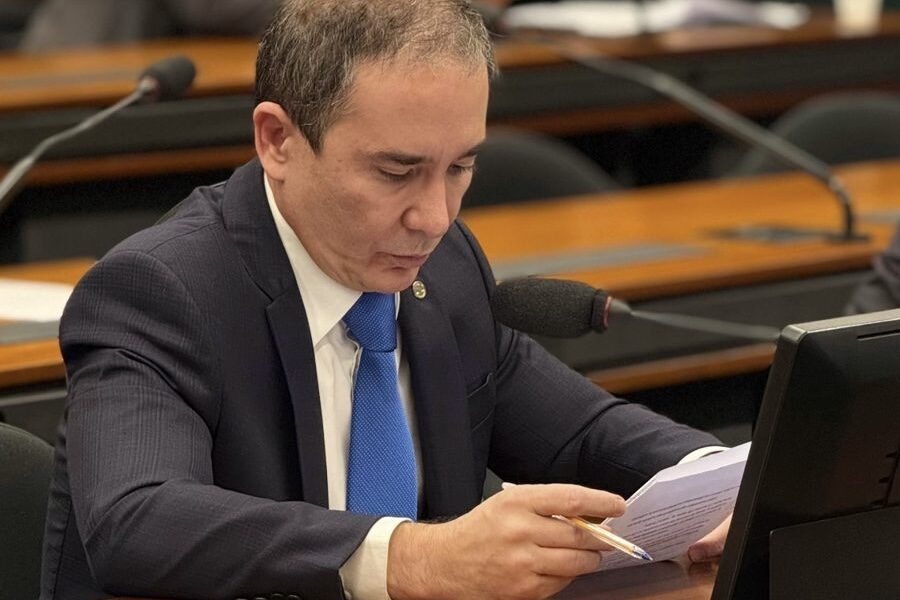 deputado-duda-ramos-apresenta-projeto-que-cria-folga-remunerada-no-dia-do-aniversario