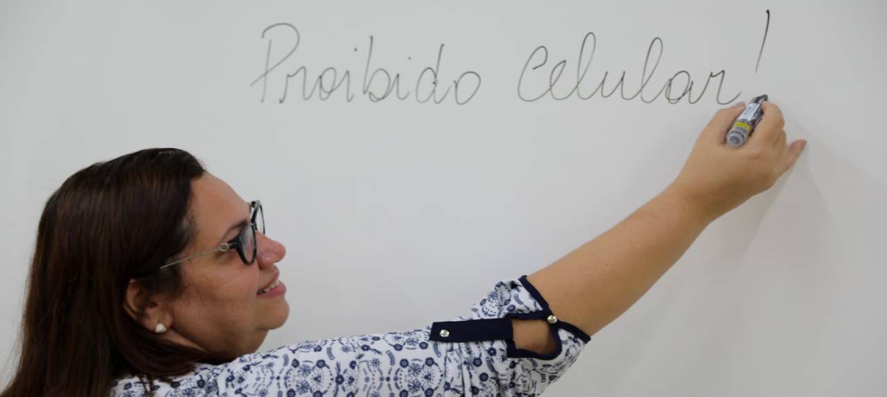 celular-na-escola-proibicao-melhorou-atencao-e-desempenho-de-alunos-em-roraima