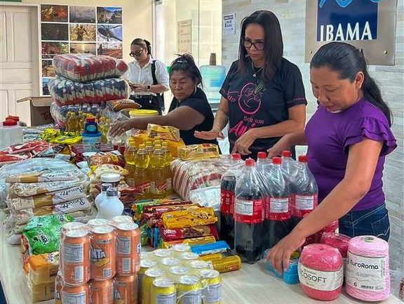 ibama-destina-400-kg-de-alimentos-apreendidos-do-garimpo-ilegal-a-catadores-e-entidade-em-roraima