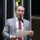 projeto-de-duda-ramos-preve-ate-dez-anos-de-prisao-para-quem-dopar-outra-pessoa-sem-consentimento