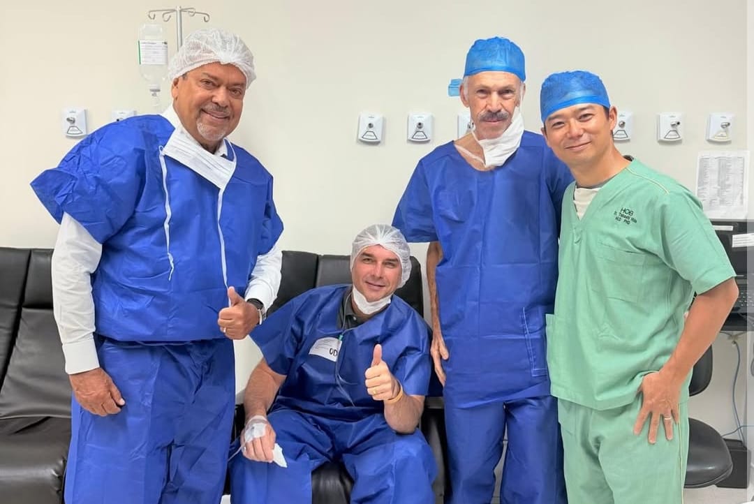 dr.-hiran-realiza-cirurgia-oftalmologica-em-flavio-bolsonaro