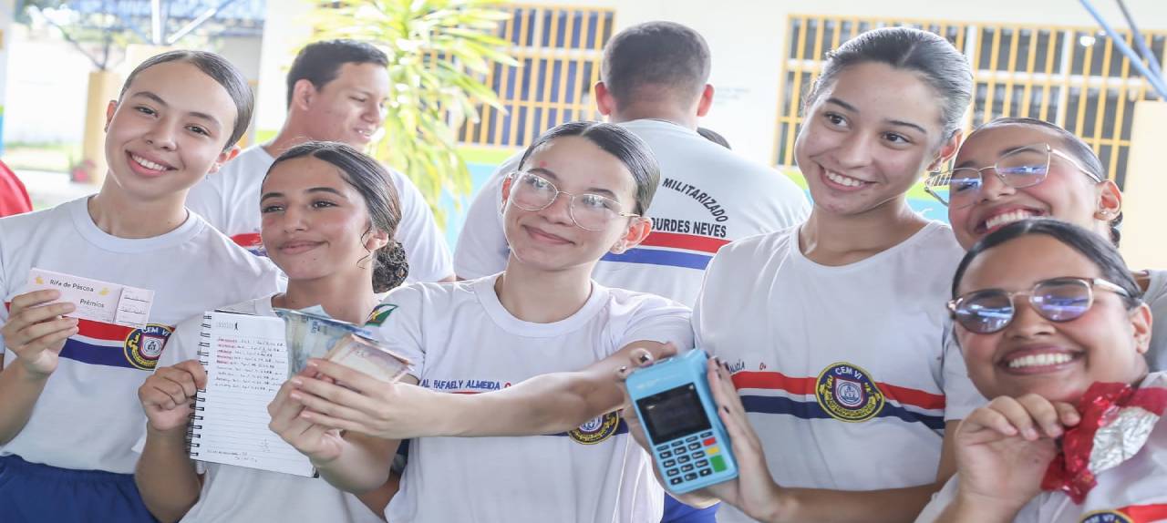 futuros-empreendedores-estudantes-praticam-ensinamentos-do-projeto-conexao-financeira-no-intervalo-das-aulas