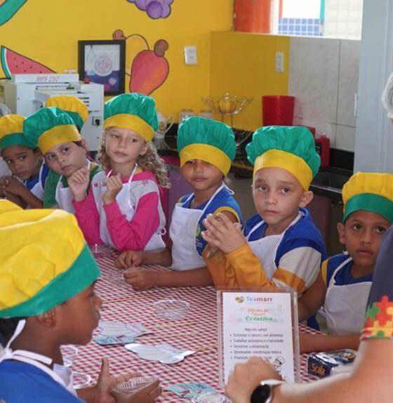 abril-azul-oficina-de-culinaria-marca-segundo-dia-de-programacao-do-teamarr-em-escola-municipal