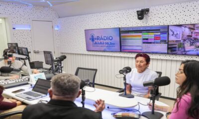 aniversario-de-5-anos-ouvinte-fiel-conhece-bastidores-da-radio-assembleia-durante-programacao-especial