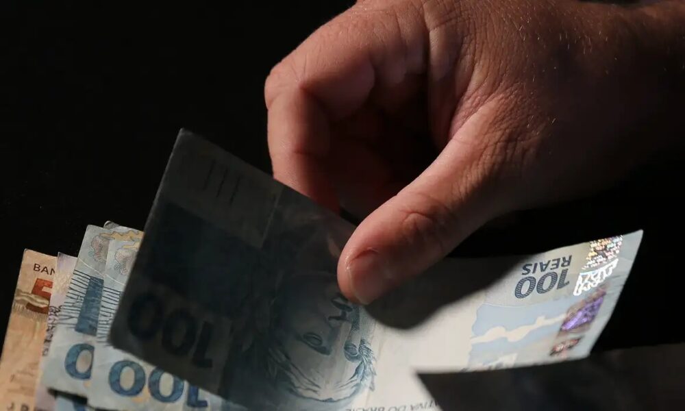 credito-consignado-clt-tera-limite-indireto-de-juros-e-novas-regras-contra-cobrancas-abusivas