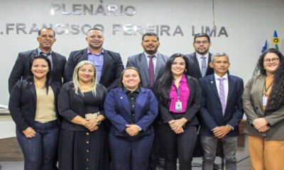 em-mucajai-cam-entrega-minuta-de-atualizacao-da-lei-organica-a-camara-municipal