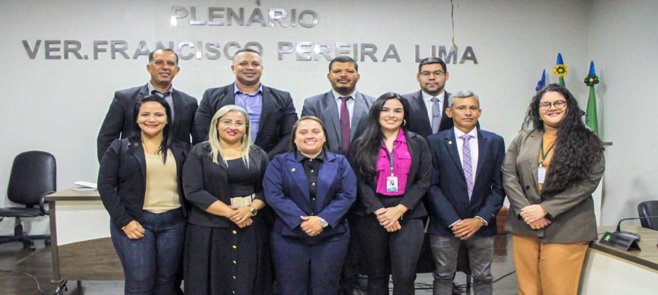 em-mucajai-cam-entrega-minuta-de-atualizacao-da-lei-organica-a-camara-municipal