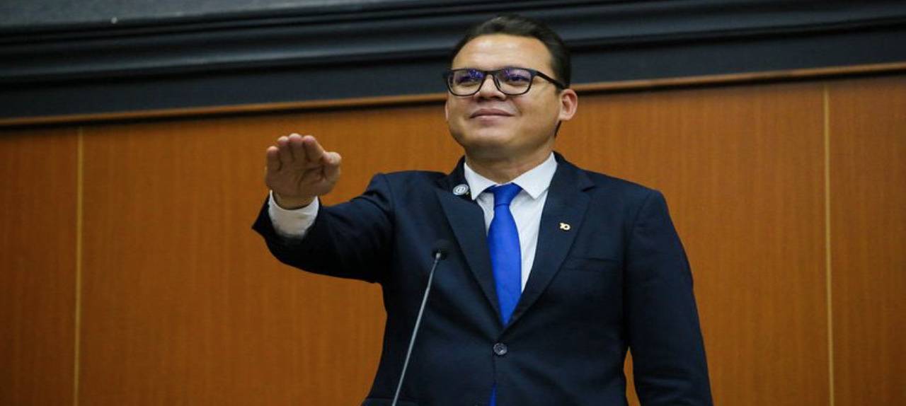 parlamento-mesa-diretora-empossa-rogerio-borges-no-cargo-de-deputado-estadual