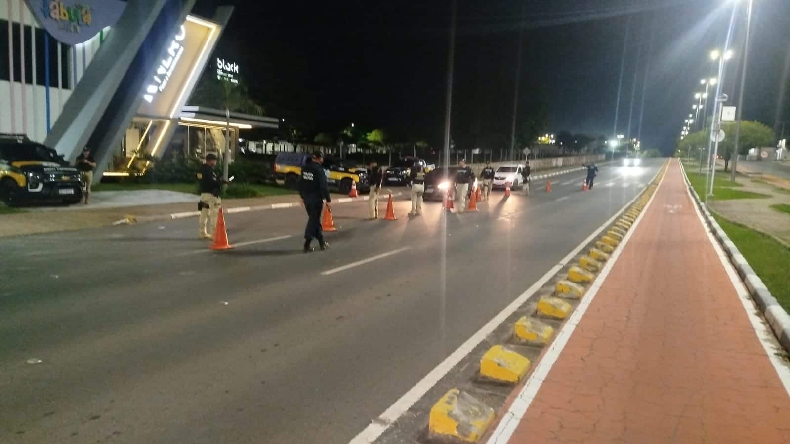 detran-rr-e-policia-militar-prendem-foragido-da-justica-durante-fiscalizacao-de-transito