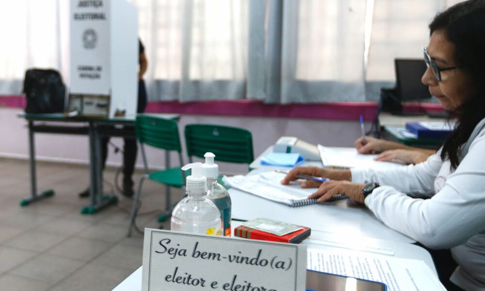 eleicoes-2026:-eleitor-pode-se-inscrever-para-ser-mesario-voluntario