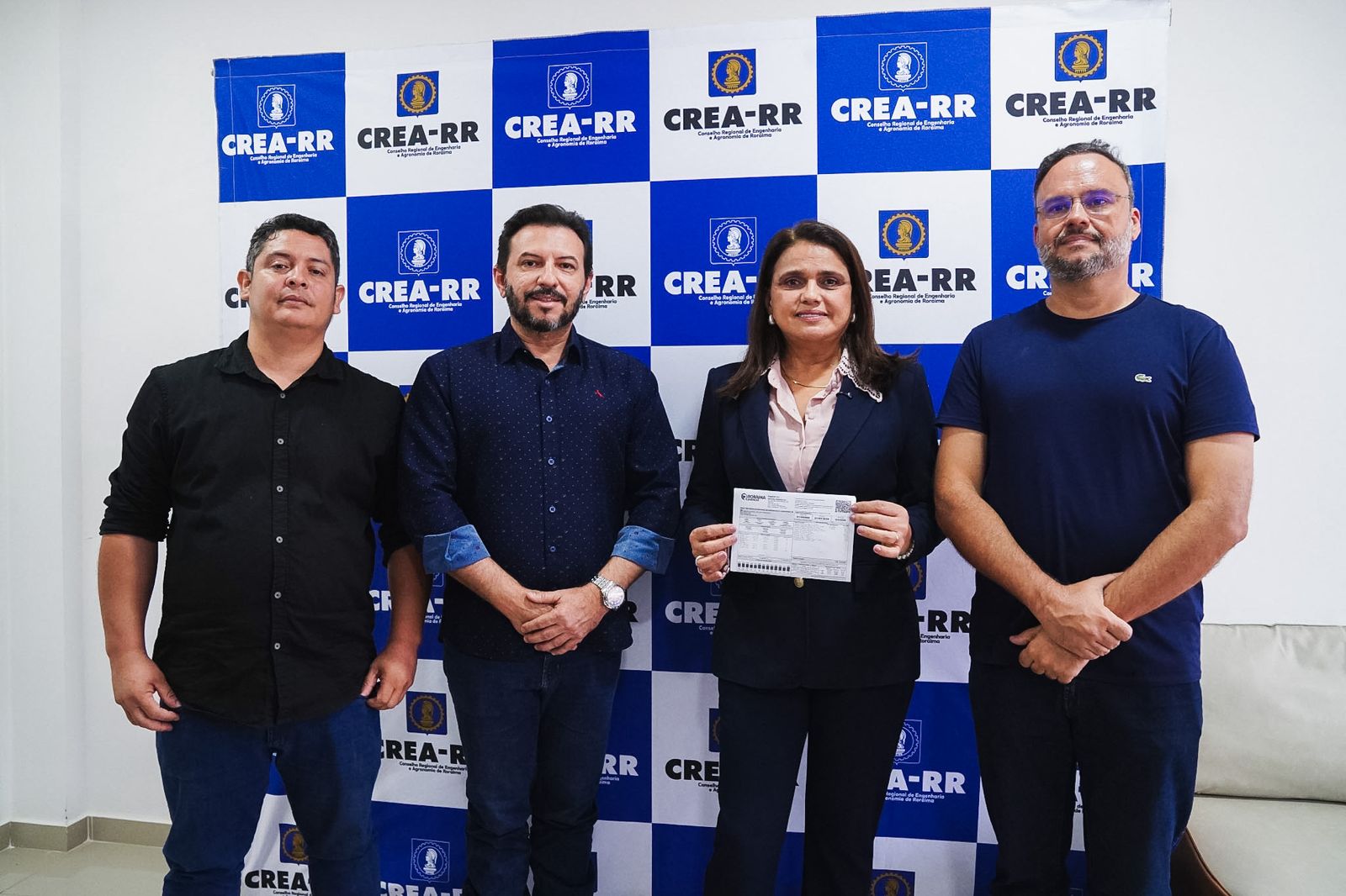 helena-da-asatur-lidera-mobilizacao-na-camara-para-baixar-tarifa-de-energia-em-roraima