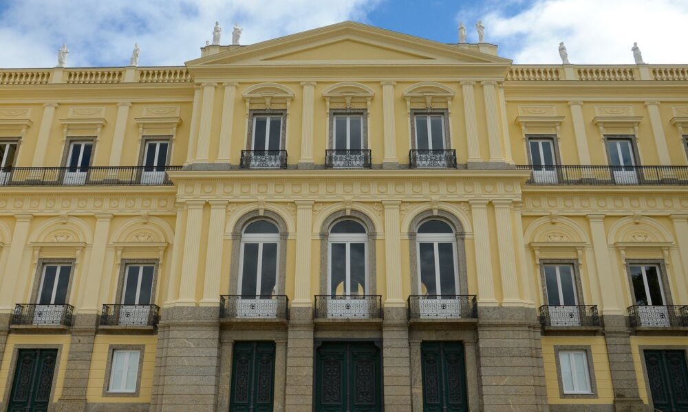 museu-recupera-negativos-fotograficos-de-vidro-perdidos-em-incendio