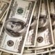 dolar-volta-a-fechar-abaixo-de-r$-5-apos-recuo-das-tensoes-entre-eua-e-ira
