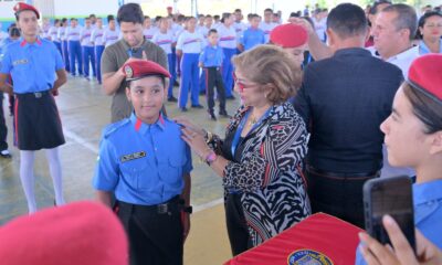 entrega-de-alamares-reconhece-estudantes-e-incorpora-novos-alunos-a-rede-militarizada