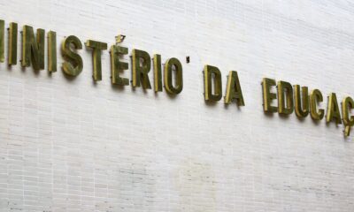 formacao-de-professores-a-distancia-mostra-desempenho-53,1%-inferior