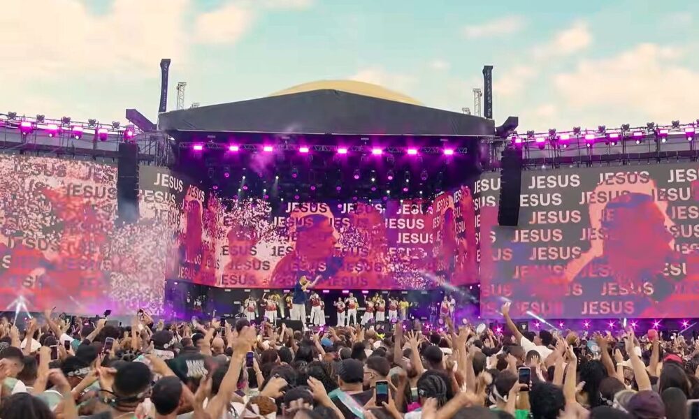 marcha-para-jesus-reune-milhares-de-fieis-no-centro-do-rio