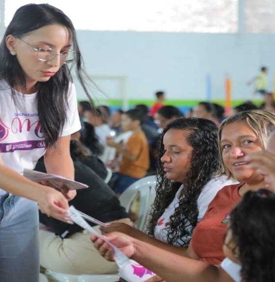 acolhimento-e-autoestima-secretaria-especial-da-mulher-promove-tarde-de-cuidado-e-beleza-as-moradoras-de-normandia