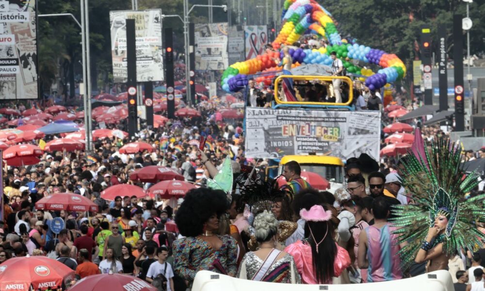 pl-que-veta-crianca-em-evento-lgbtqia+-e-inconstitucional,-diz-jurista