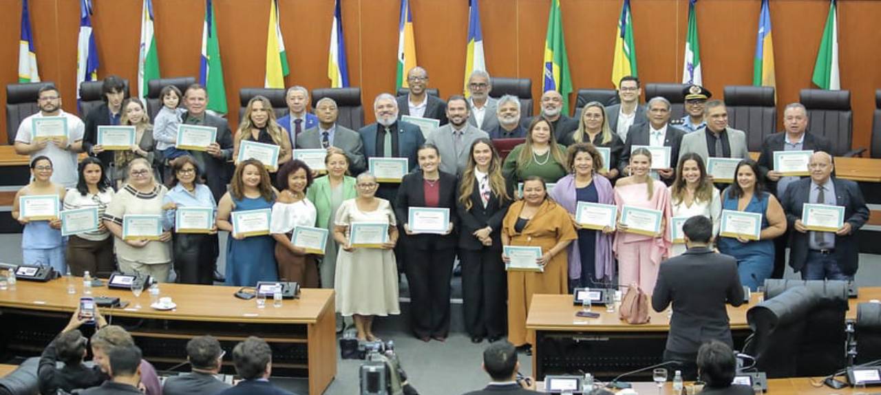 reconhecimento-alerr-homenageia-defensores-e-servidores-da-dpe-rr-com-comenda-orgulho-de-roraima