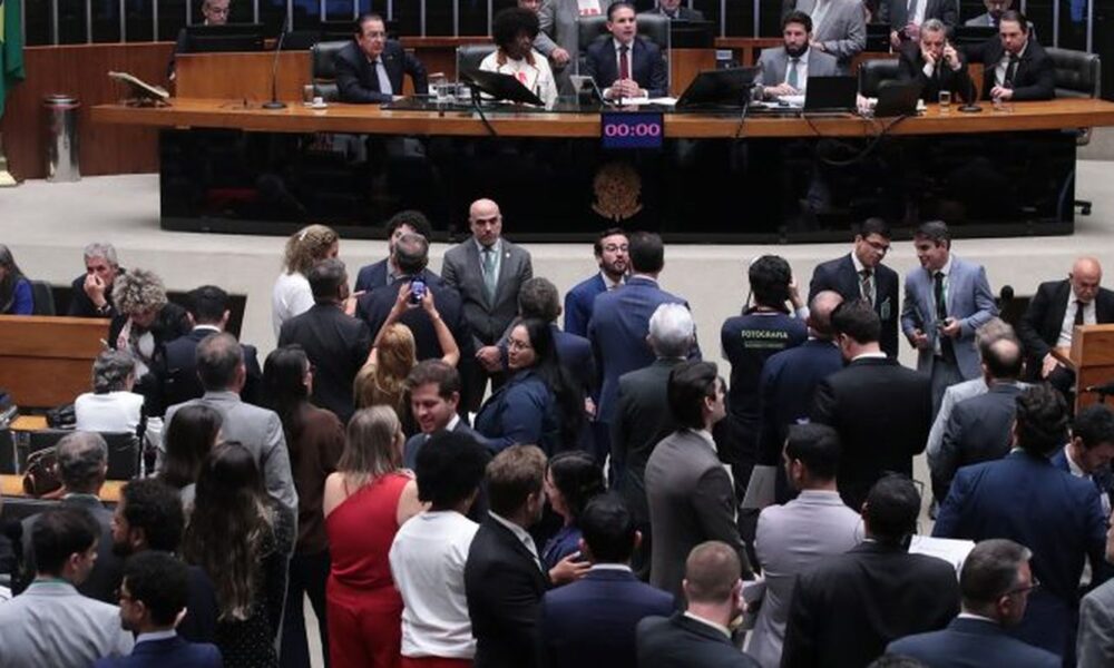 camara-aprova,-em-primeiro-turno,-pec-do-fim-da-escala-6×1
