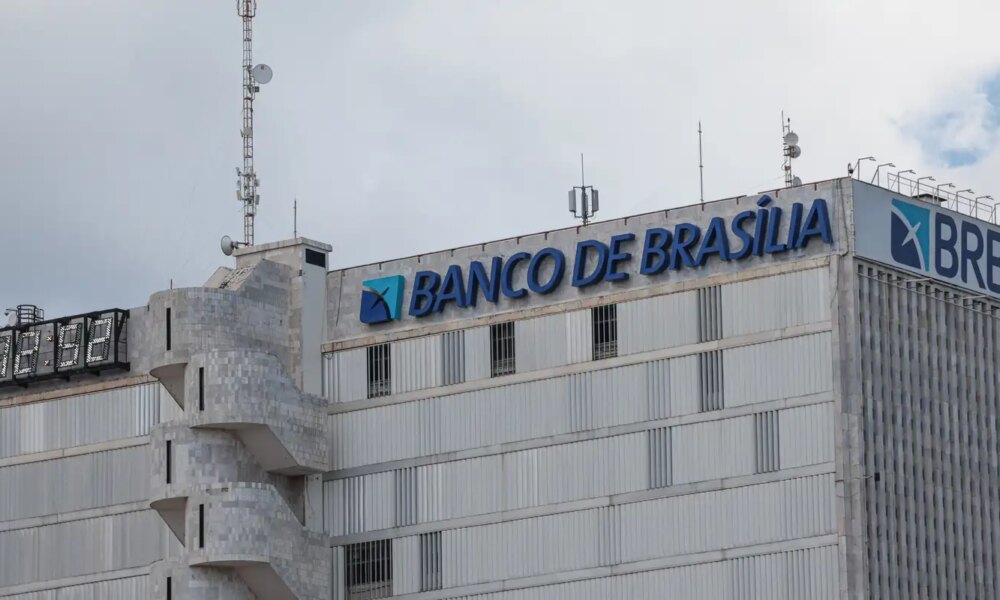 brb-adia-divulgacao-de-balanco-apos-acordo-de-socorro-com-a-uniao