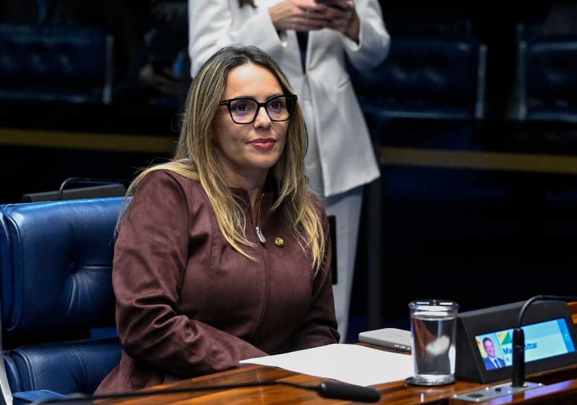 apos-assinar-pec-apelidada-de-‘escala-7×0’,-roberta-acioly-diz-que-votara-pelo-fim-da-jornada-6×1