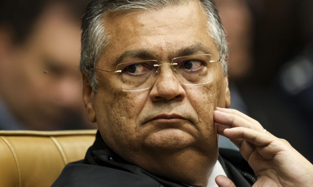 dino-mantem-remocao-de-videos-de-vereador-que-ofendeu-adversario
