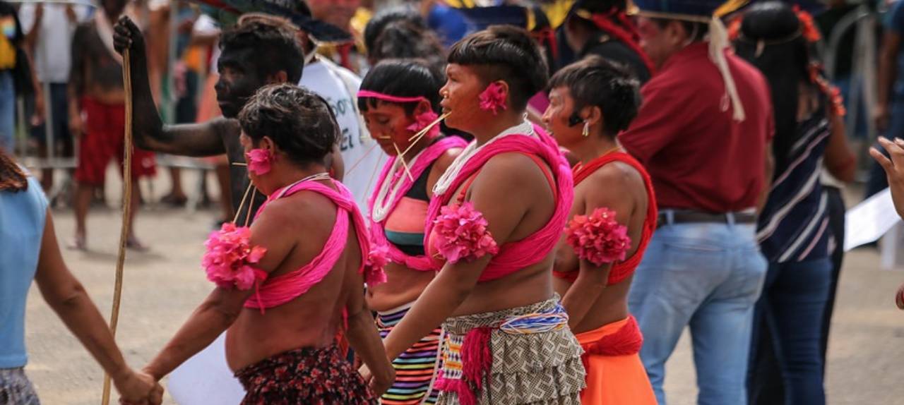 reconhecimento-cultural-alerr-aprova-projeto-que-reconhece-a-contribuicao-dos-povos-indigenas-para-a-preservacao-da-cultura-e-do-artesanato-em-roraima