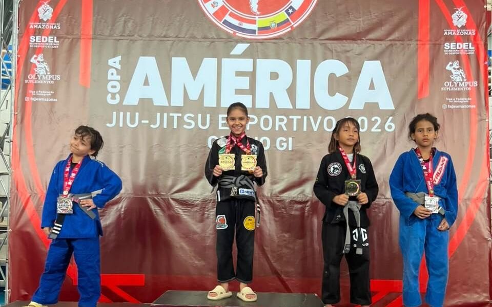 laura-fernandes-conquista-ouro-duplo-na-copa-america-e-mira-titulo-brasileiro-de-jiu-jitsu