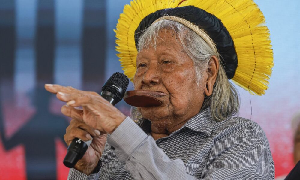 cacique-raoni-volta-a-ser-internado-em-estado-grave-no-mato-grosso