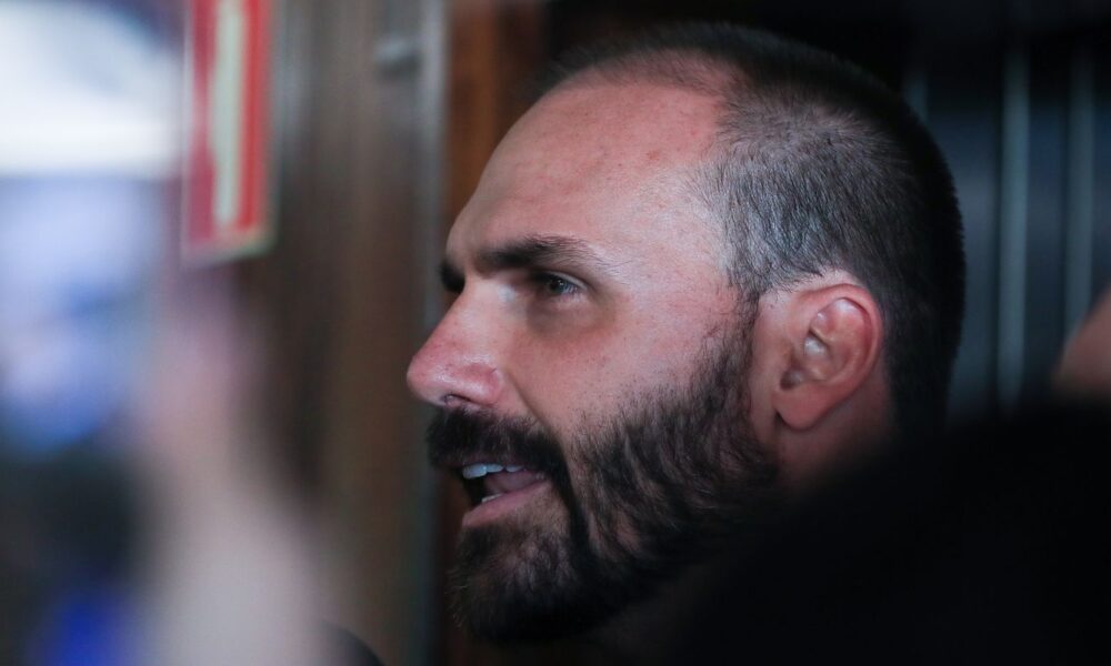 por-unanimidade,-stf-condena-eduardo-bolsonaro-no-caso-do-tarifaco
