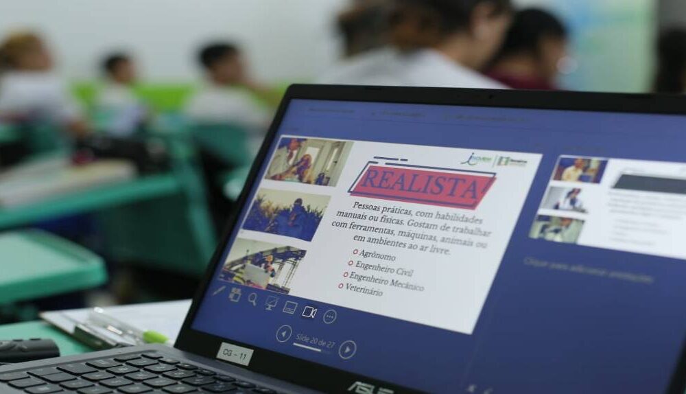 futuro-profissional-teste-vocacional-do-inovem-auxilia-estudantes-do-carlo-casadio-na-escolha-profissional