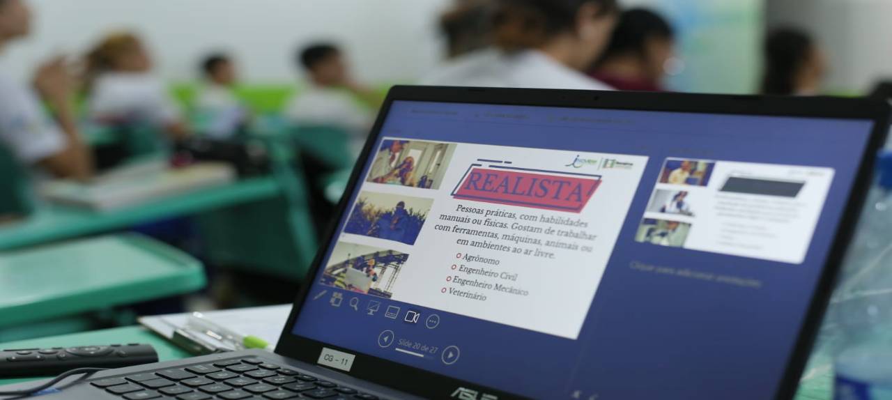 futuro-profissional-teste-vocacional-do-inovem-auxilia-estudantes-do-carlo-casadio-na-escolha-profissional